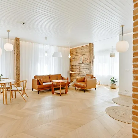 Luxe Life Apartment *